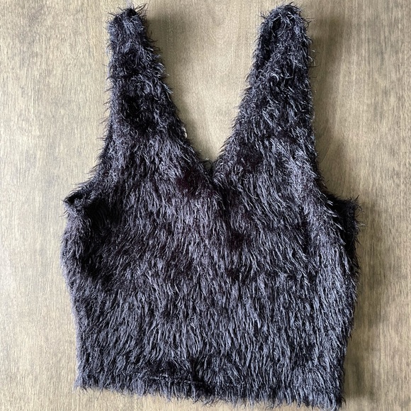 Black Furry Top - Picture 2 of 3